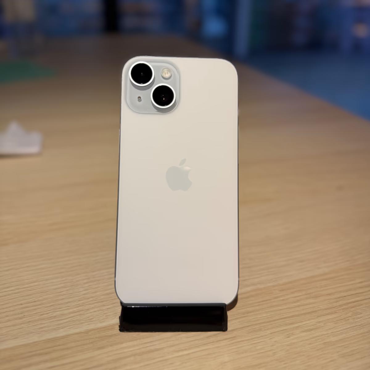 iPhone 15